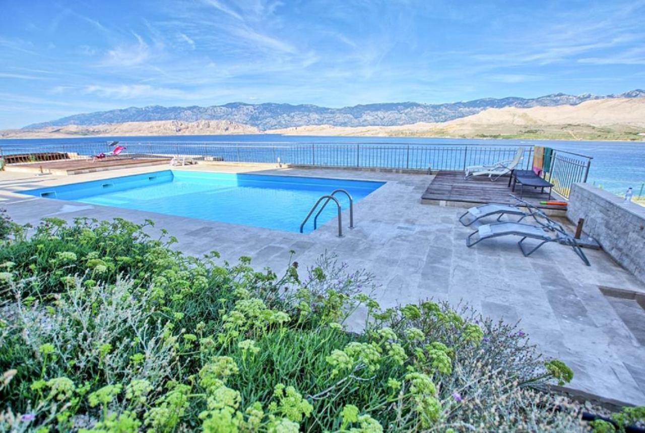 Sea View & Pool Studio Паг Экстерьер фото
